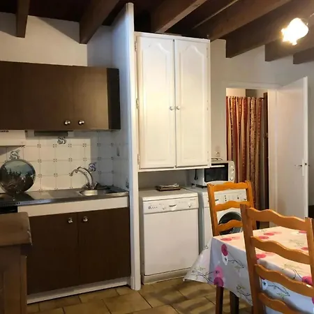 Casa de Férias Maison Spacieuse A Avec Jardin