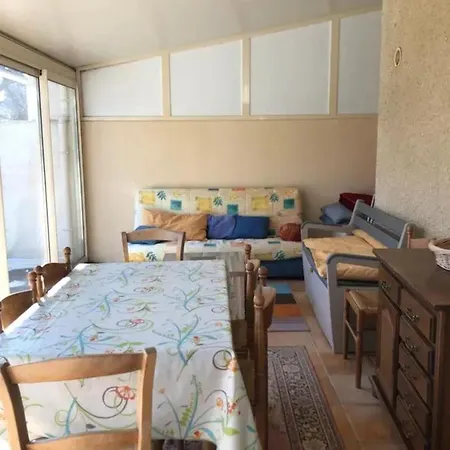 Maison Spacieuse A Avec Jardin Casa de Férias Saint-Jacques-des-Blats